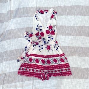 Misguided V Neck Belted Romper Size 4 US